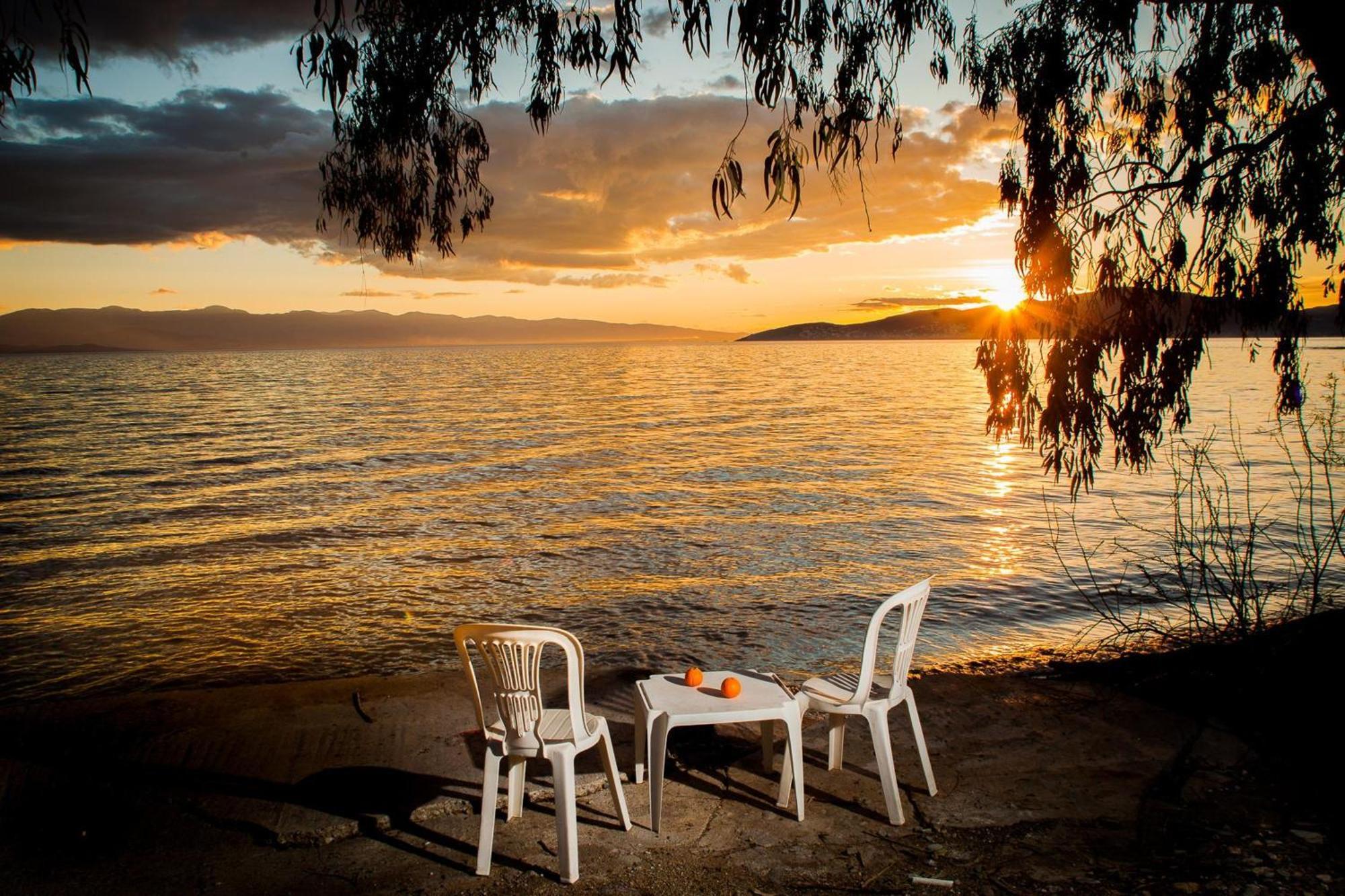 Вилла Karnagio Seafront In Agria Kato Lekhonia Экстерьер фото
